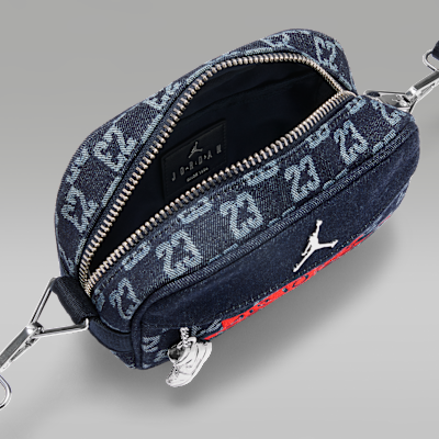 NIKE公式】ジョーダン モノグラム カメラ バッグ (1.6L).オンライン